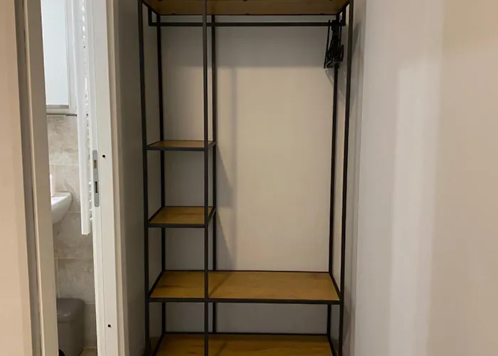 Eureka Rooms